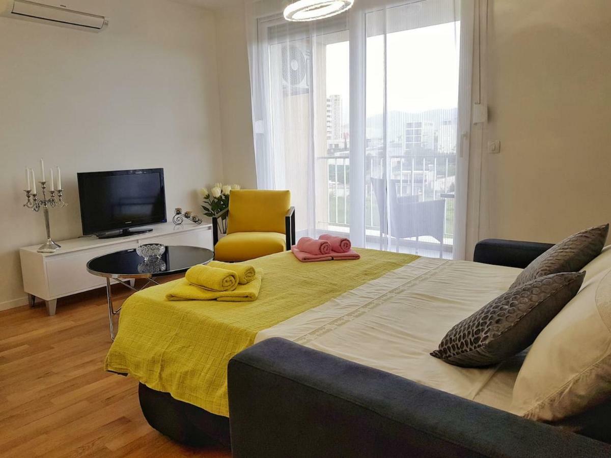 Sea Side Apartment Split Exterior foto